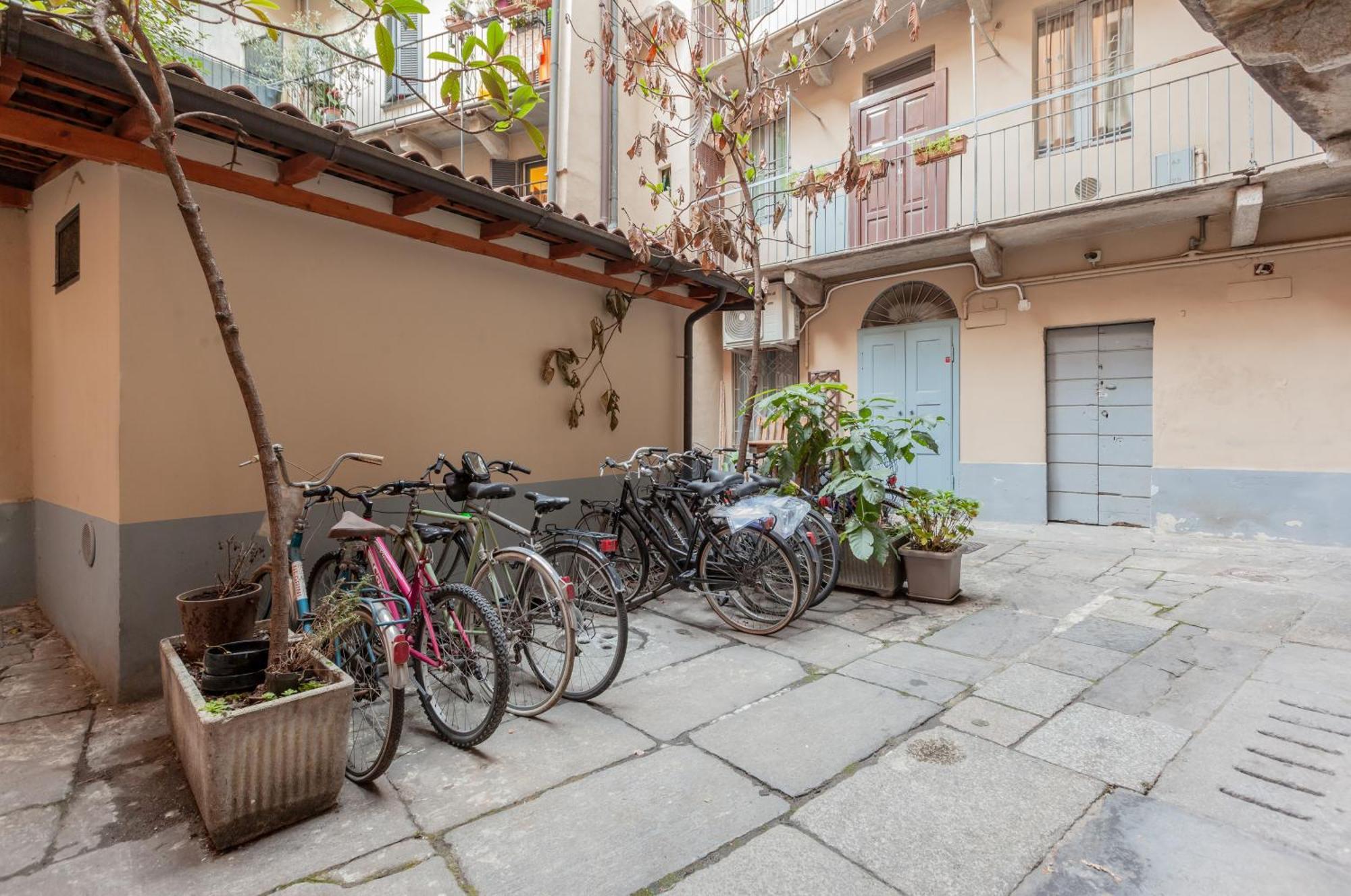 Sant Ambrogio Lovely Flat Milan Exterior photo