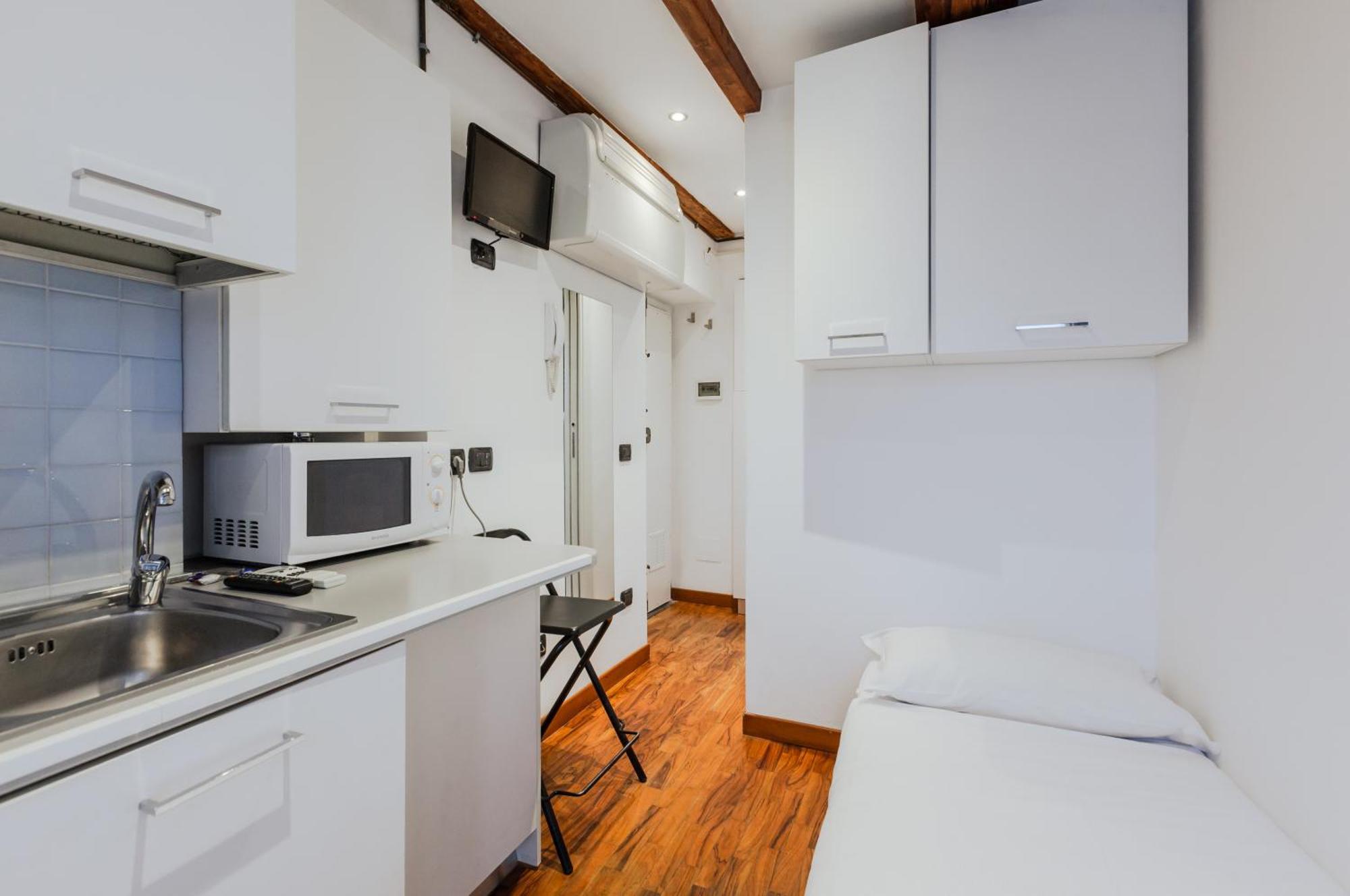 Sant Ambrogio Lovely Flat Milan Exterior photo